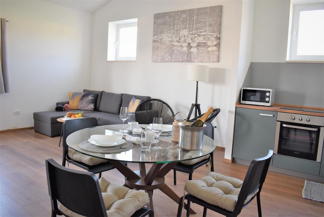 Apartment Aci Marina Rab Банёл Экстерьер фото