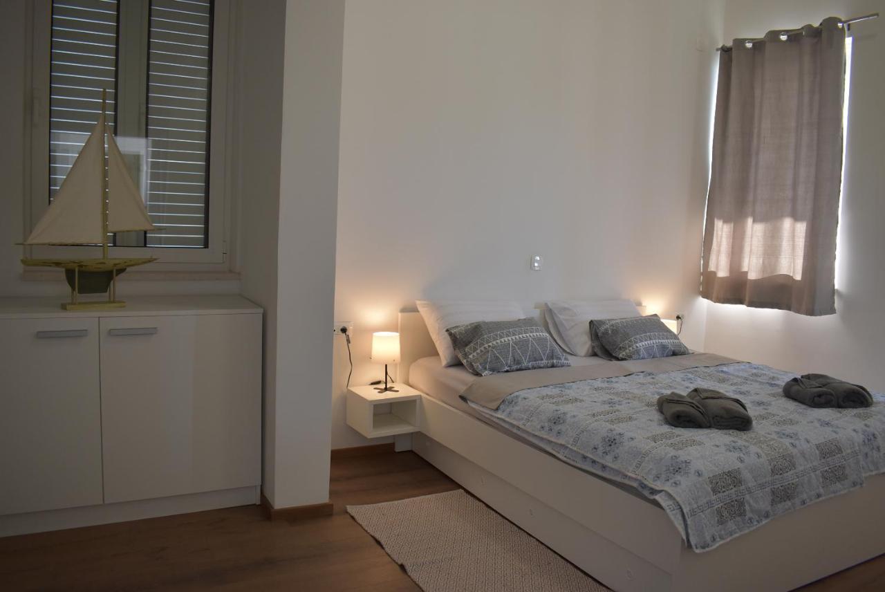 Apartment Aci Marina Rab Банёл Экстерьер фото