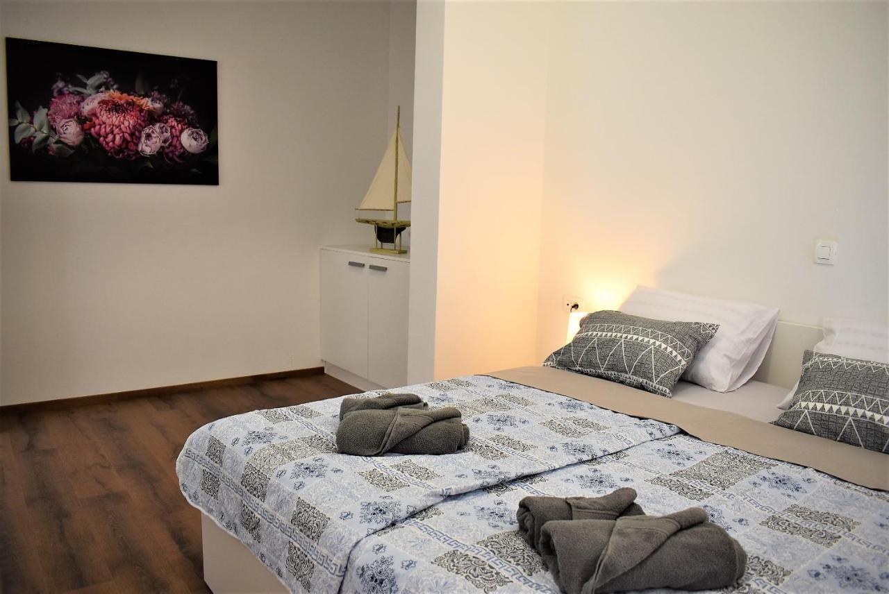 Apartment Aci Marina Rab Банёл Экстерьер фото
